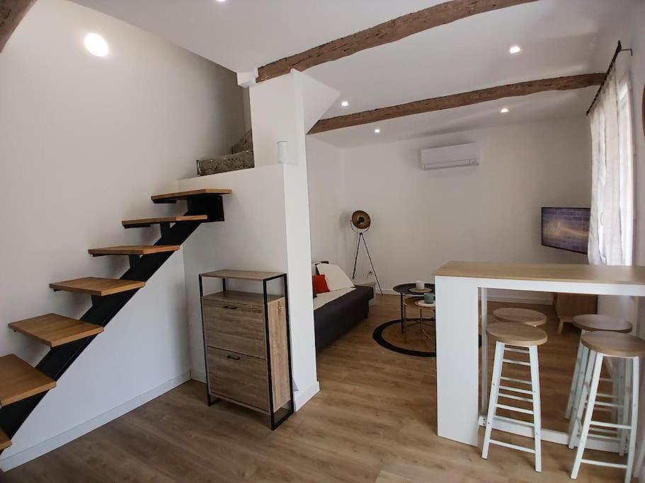 Maison Entre Et Garrigue Holiday home Pomerols